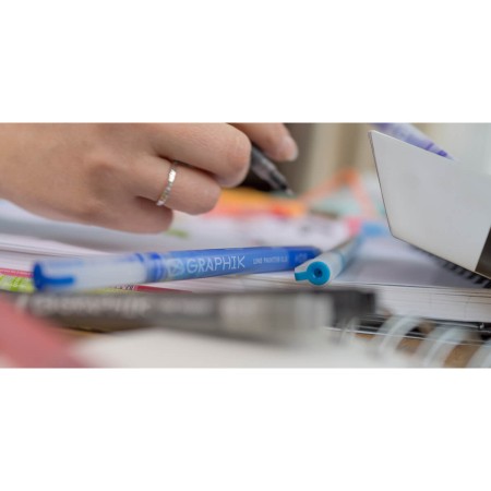Foto ilustrativa Caneta Graphik Line Painter 0.5mm Cor #04 Herring