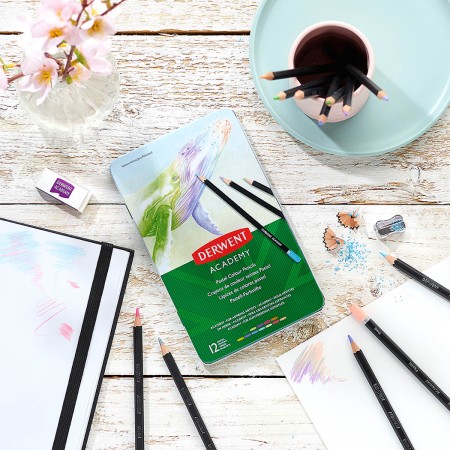 Foto ilustrativa Lápis de Cor Academy Pastel 12 Cores Estojo Lata