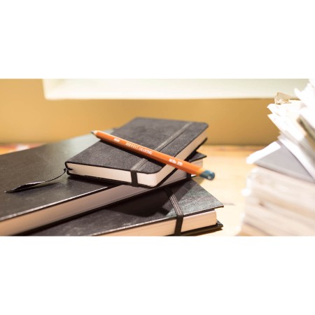 Foto ilustrativa Lápis de Cor Permanente Drawing 12 Cores Estojo Lata